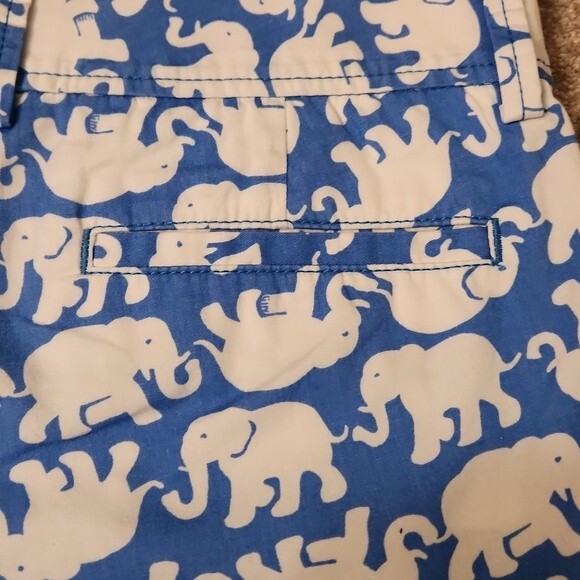 Lilly Pulitzer "Tusk in the Sun" Blue Shorts w/ White Elephants Size 2 - Picture 3 of 8